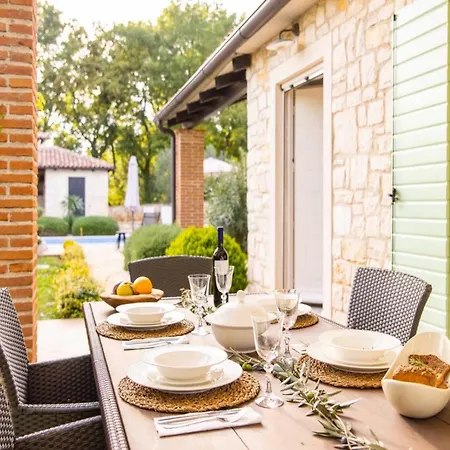 Ferienhaus Irinea *